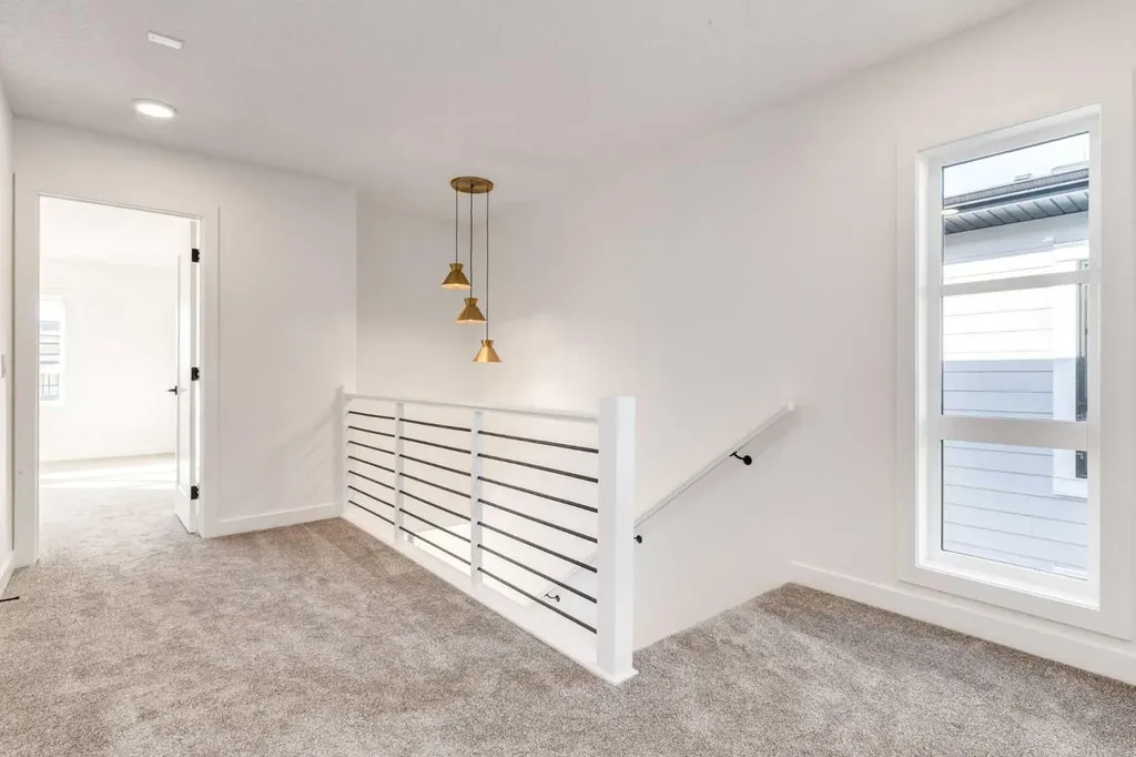 2520 21 Avenue SW Calgary AB T3E0H3