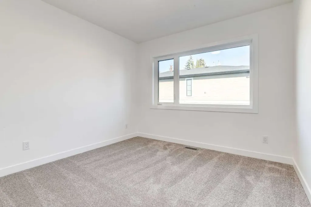 2520 21 Avenue SW Calgary AB T3E0H3
