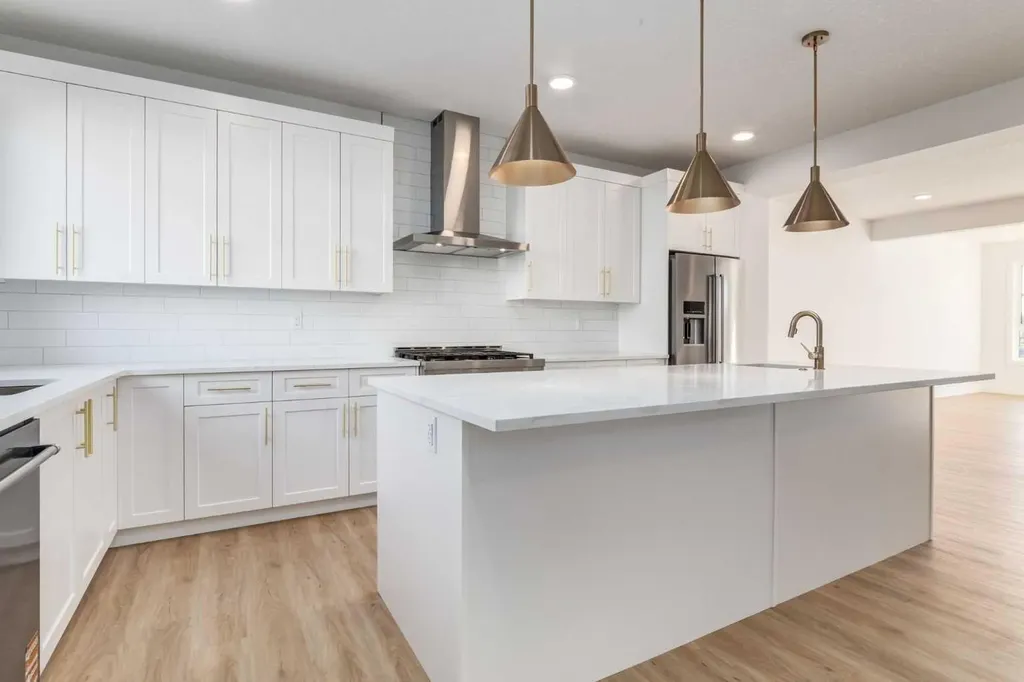 2520 21 Avenue SW Calgary AB T3E0H3