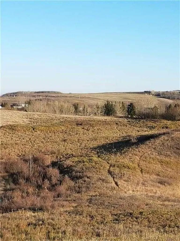 264212 Lochend Road NW Rural Rocky View County AB T4C 1A2
