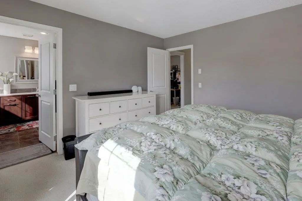 136 Chaparral Valley Terrace SE Calgary AB T2X 0L9