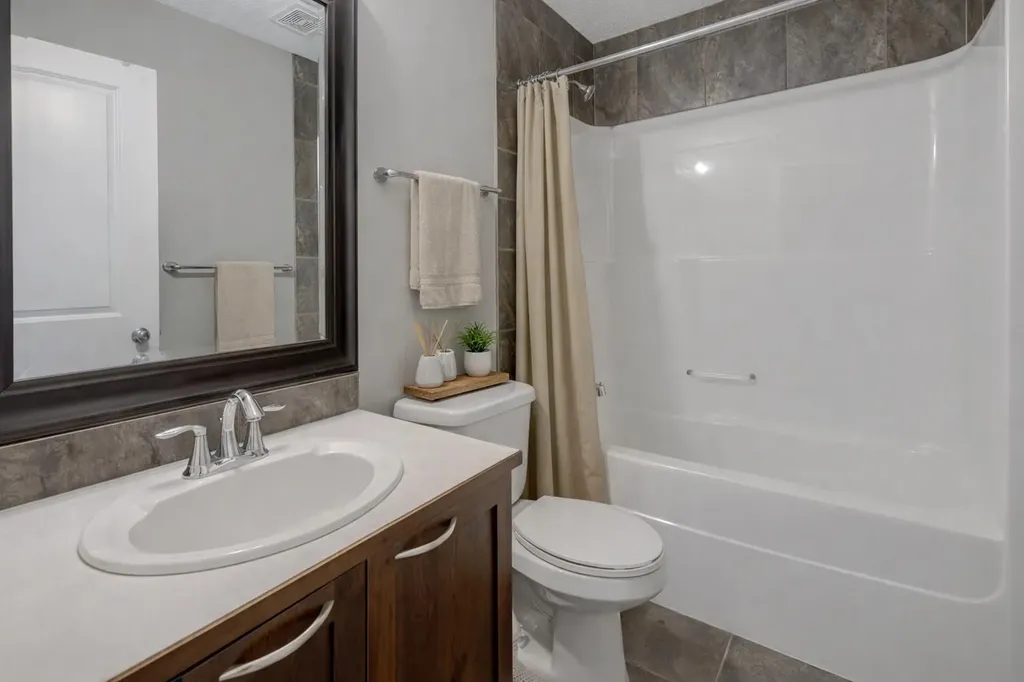 136 Chaparral Valley Terrace SE Calgary AB T2X 0L9