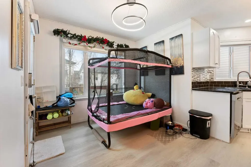 140 Fairways Drive NW Airdrie AB T4B 2R8
