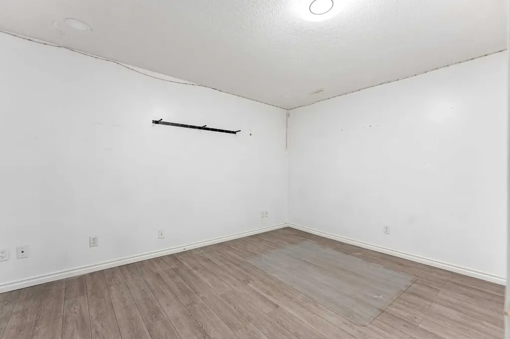 140 Fairways Drive NW Airdrie AB T4B 2R8