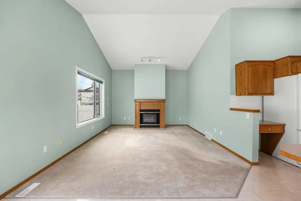 302 Arbour Ridge Park NW Calgary AB T3G 4B1