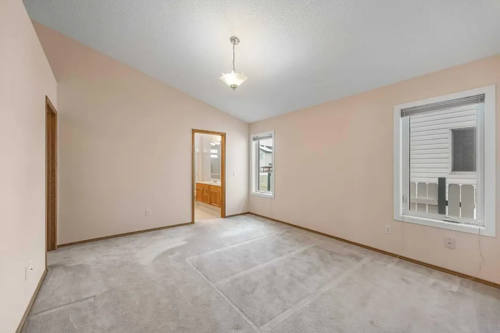 302 Arbour Ridge Park NW Calgary AB T3G 4B1