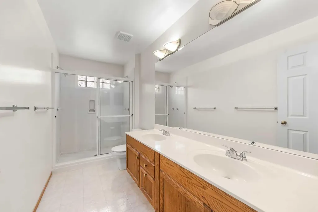 302 Arbour Ridge Park NW Calgary AB T3G 4B1