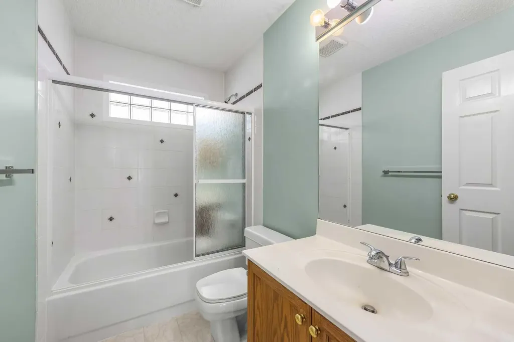 302 Arbour Ridge Park NW Calgary AB T3G 4B1