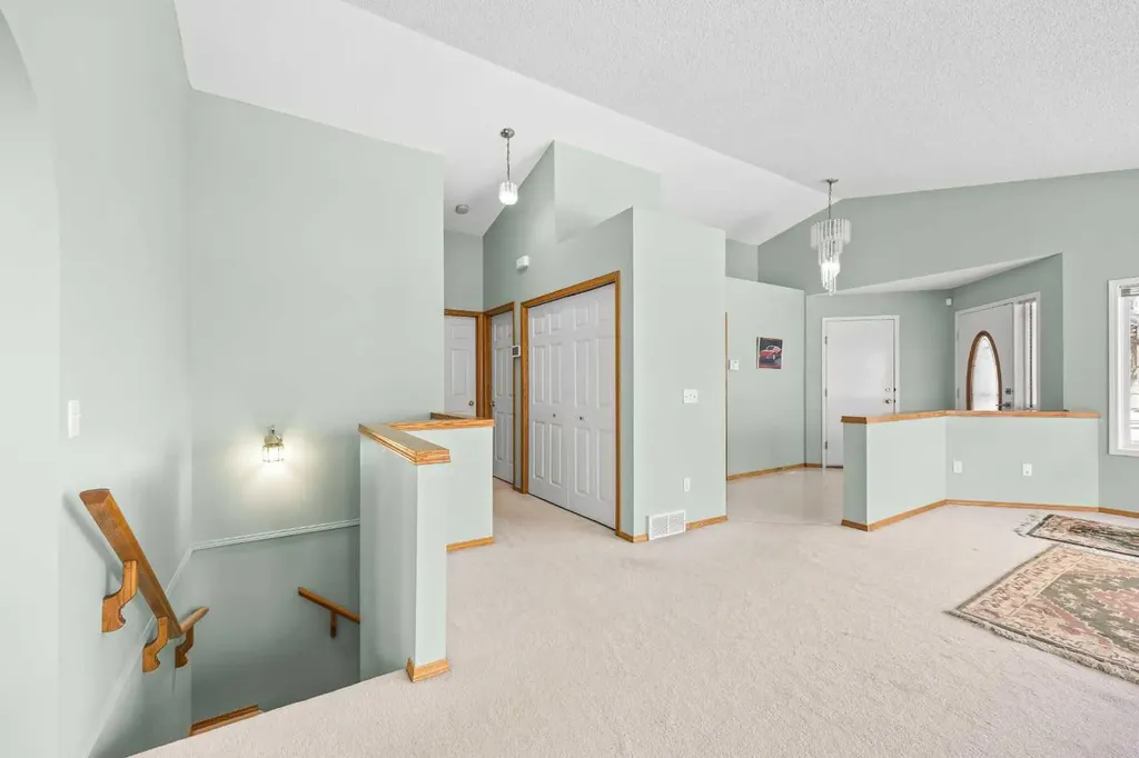 302 Arbour Ridge Park NW Calgary AB T3G 4B1