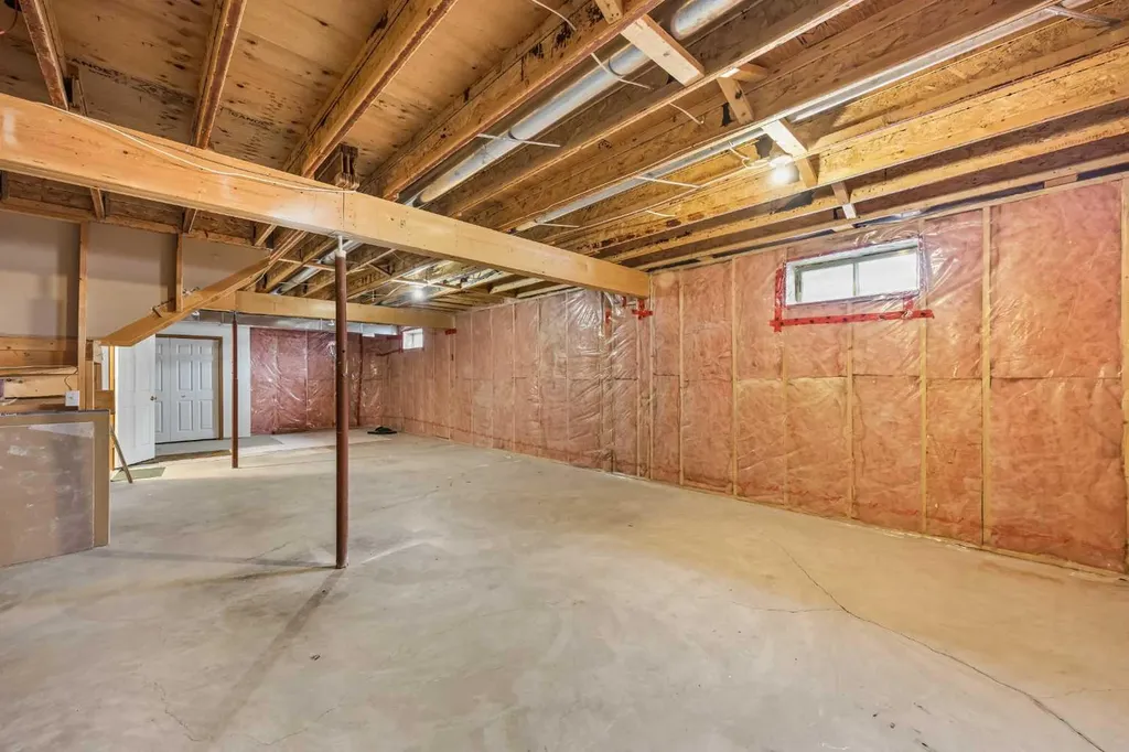 302 Arbour Ridge Park NW Calgary AB T3G 4B1
