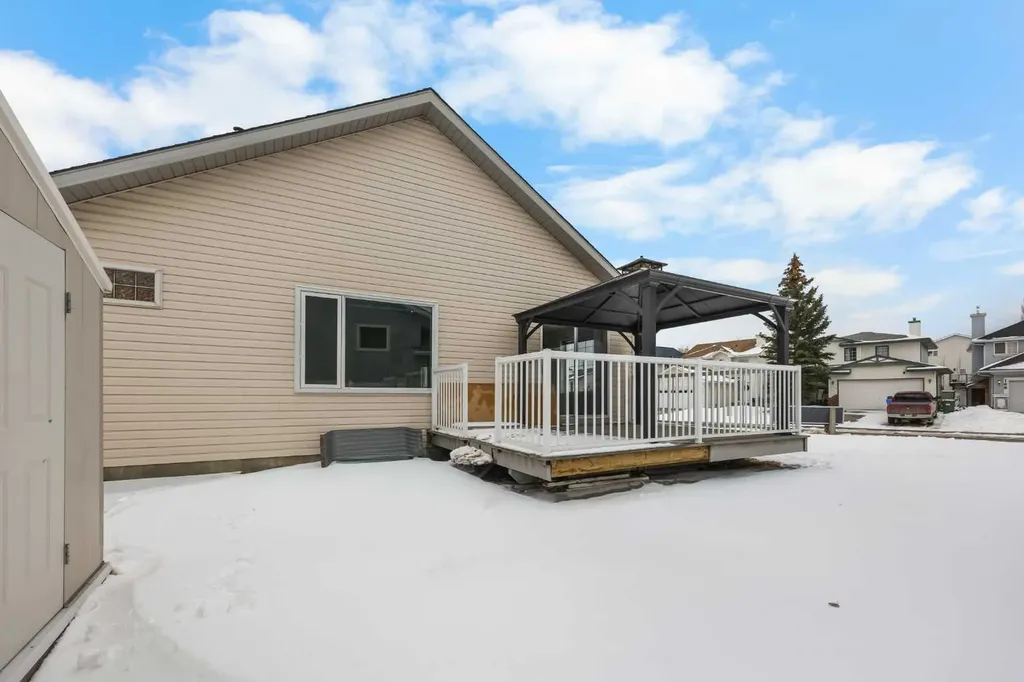 302 Arbour Ridge Park NW Calgary AB T3G 4B1