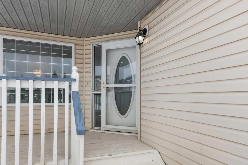 302 Arbour Ridge Park NW Calgary AB T3G 4B1