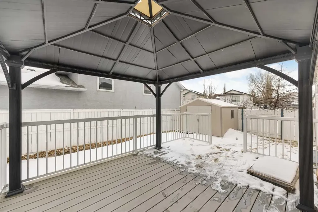 302 Arbour Ridge Park NW Calgary AB T3G 4B1