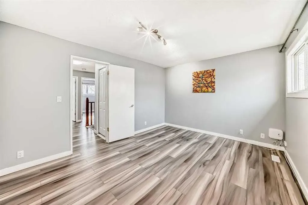 5520 1 Avenue SE Calgary AB T2A 5Z7