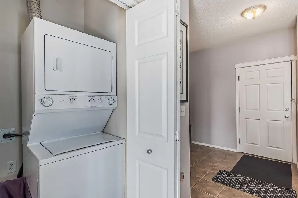 70 Panamount Drive NW Calgary AB T3K 6K6