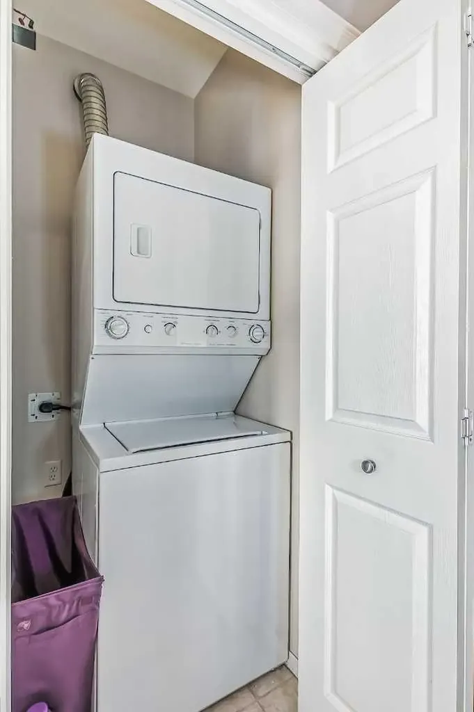 70 Panamount Drive NW Calgary AB T3K 6K6
