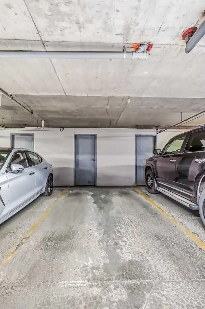 70 Panamount Drive NW Calgary AB T3K 6K6
