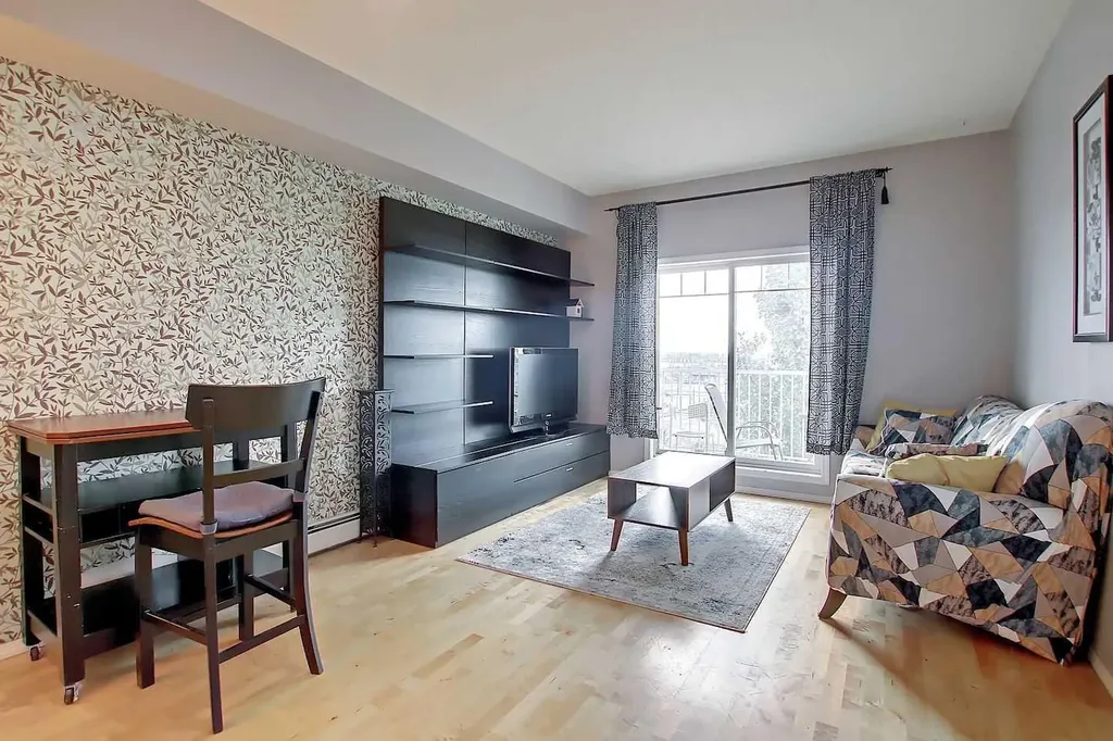 70 Panamount Drive NW Calgary AB T3K 6K6