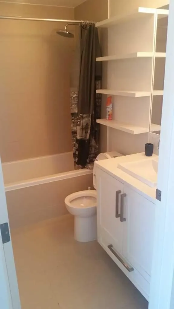 46 9 Street NE Calgary AB T2E 7Y1