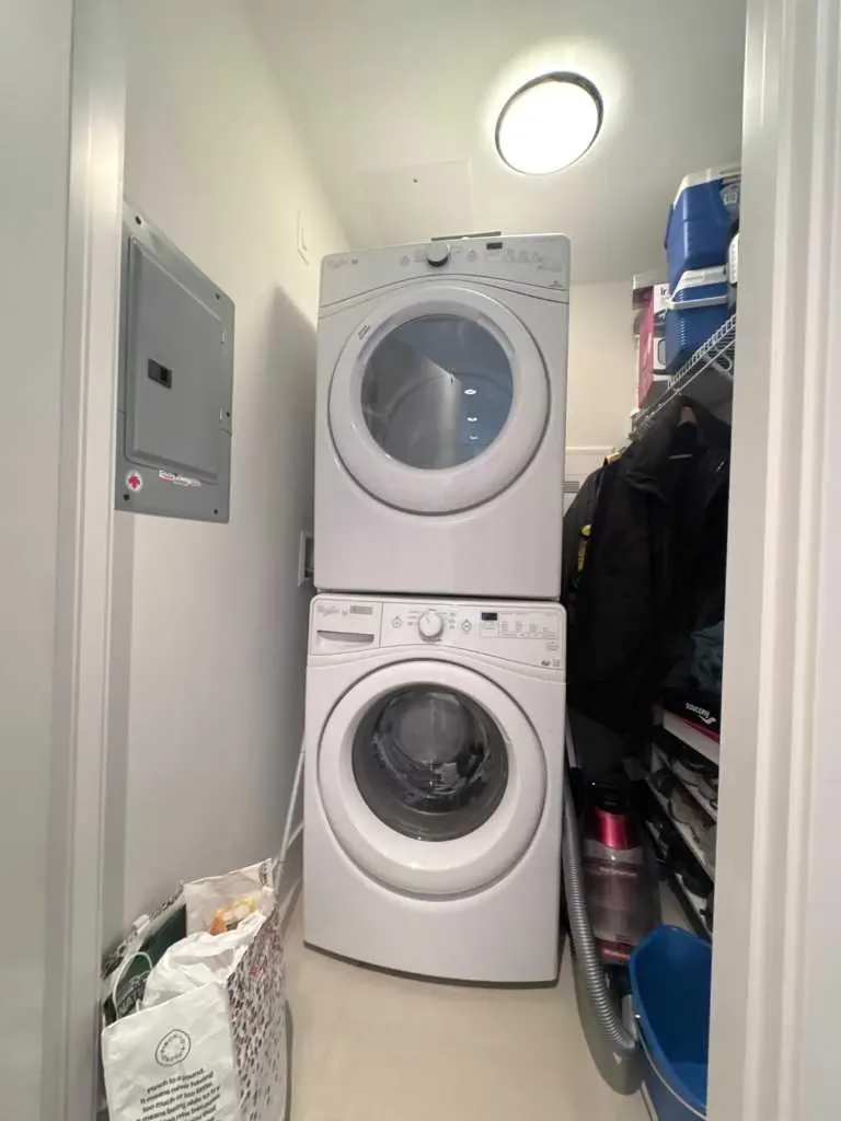 46 9 Street NE Calgary AB T2E 7Y1