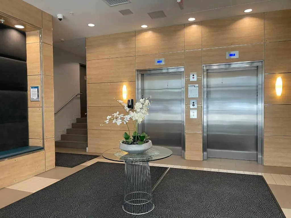46 9 Street NE Calgary AB T2E 7Y1