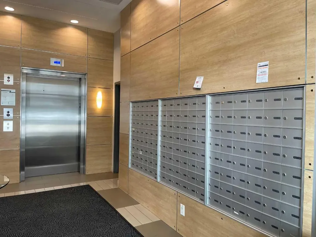 46 9 Street NE Calgary AB T2E 7Y1