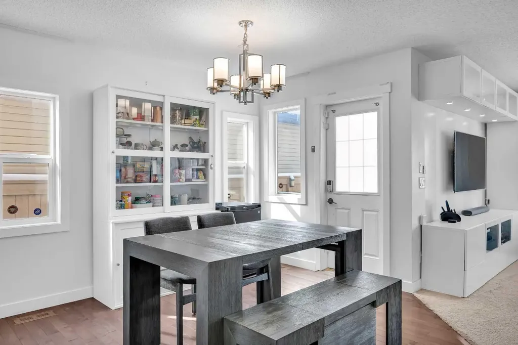 245 Skyview Ranch Way NE Calgary AB T3N 0A9