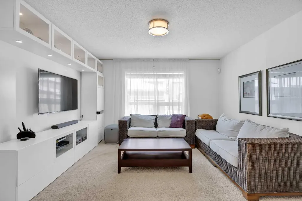 245 Skyview Ranch Way NE Calgary AB T3N 0A9