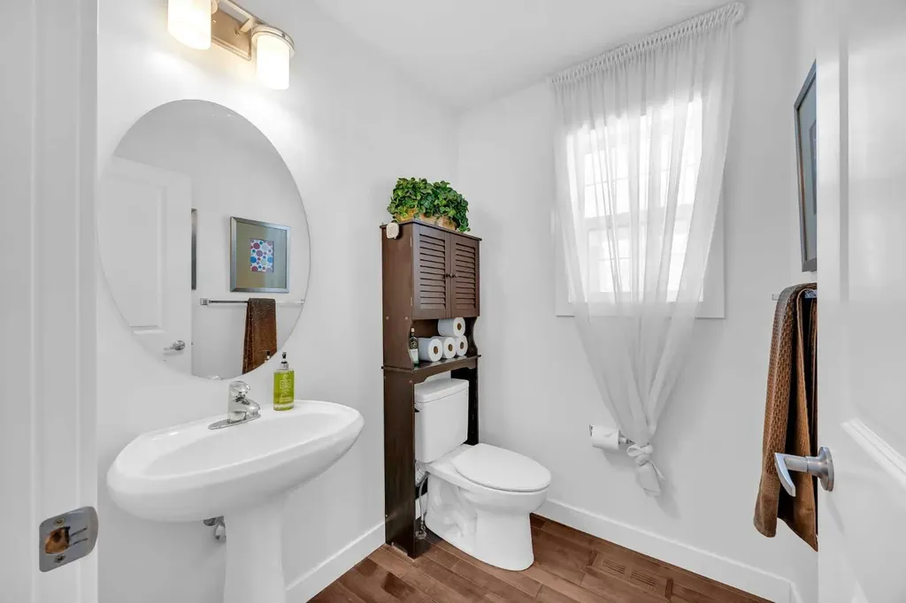 245 Skyview Ranch Way NE Calgary AB T3N 0A9