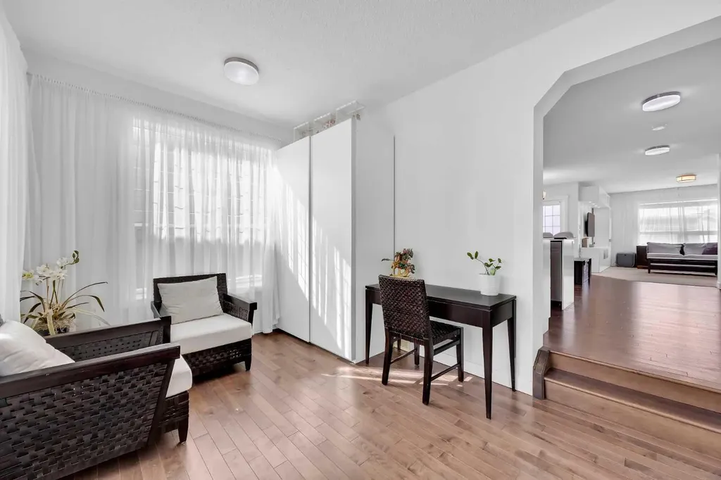 245 Skyview Ranch Way NE Calgary AB T3N 0A9