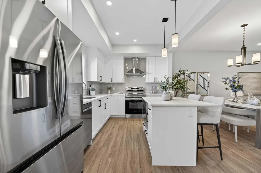 420 Lewiston Landing NE Calgary AB T3L 2M4