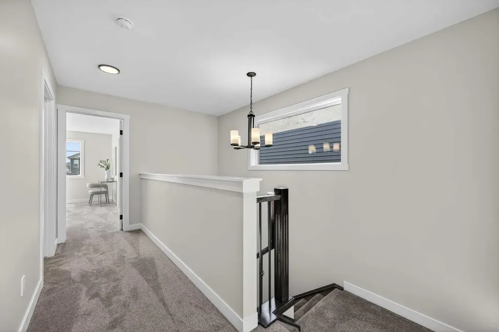 420 Lewiston Landing NE Calgary AB T3L 2M4