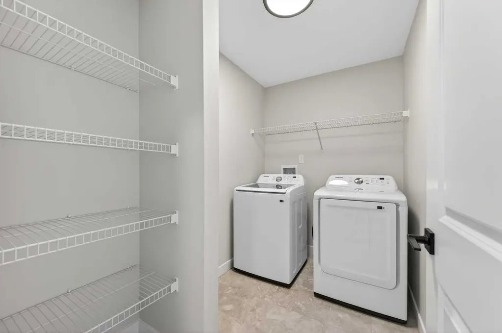 420 Lewiston Landing NE Calgary AB T3L 2M4