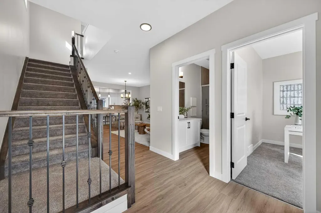 420 Lewiston Landing NE Calgary AB T3L 2M4