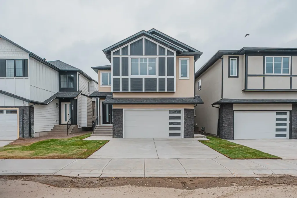137 Saddlecrest Circle NE Calgary AB T3J 0Z2