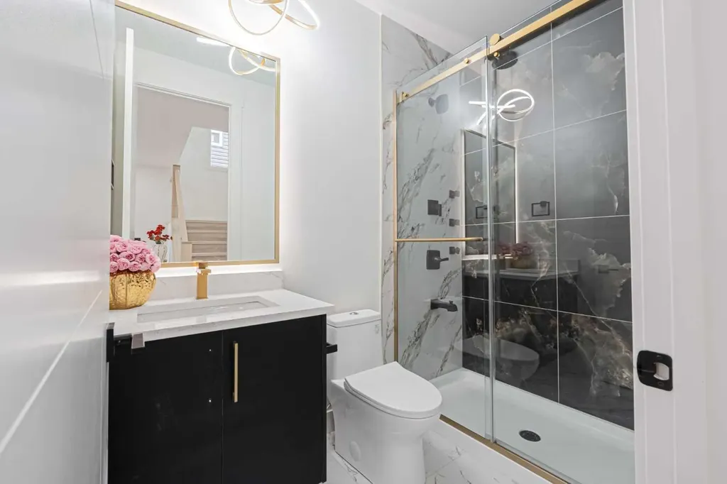 137 Saddlecrest Circle NE Calgary AB T3J 0Z2