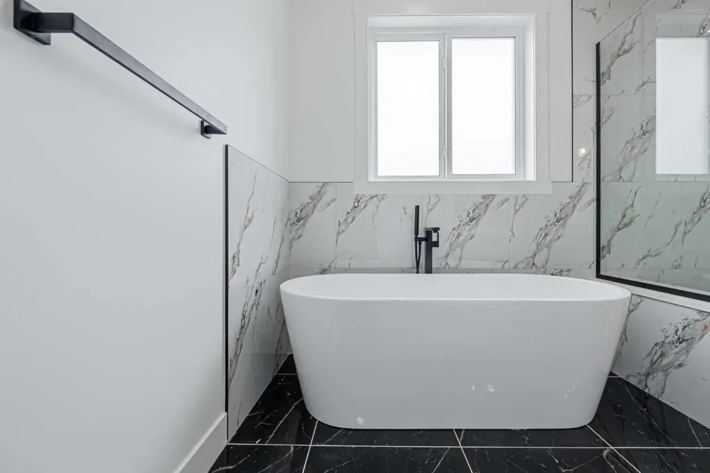 137 Saddlecrest Circle NE Calgary AB T3J 0Z2