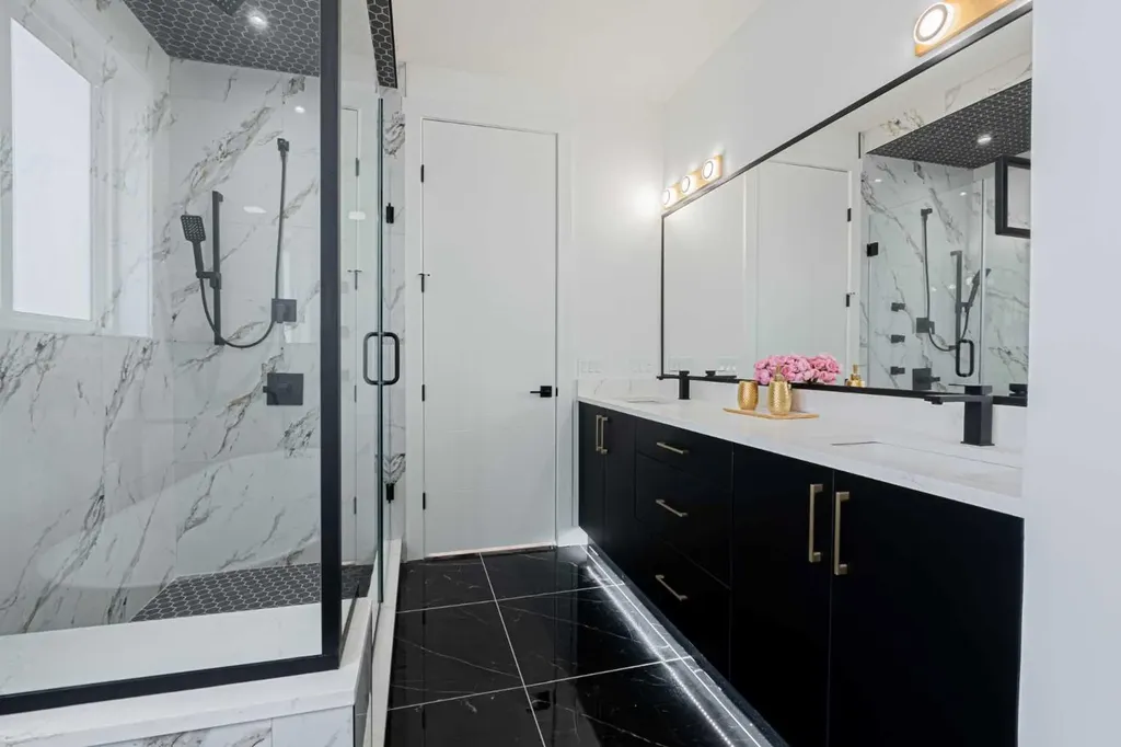 137 Saddlecrest Circle NE Calgary AB T3J 0Z2