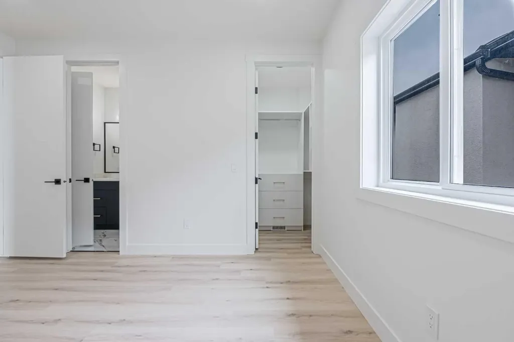 137 Saddlecrest Circle NE Calgary AB T3J 0Z2