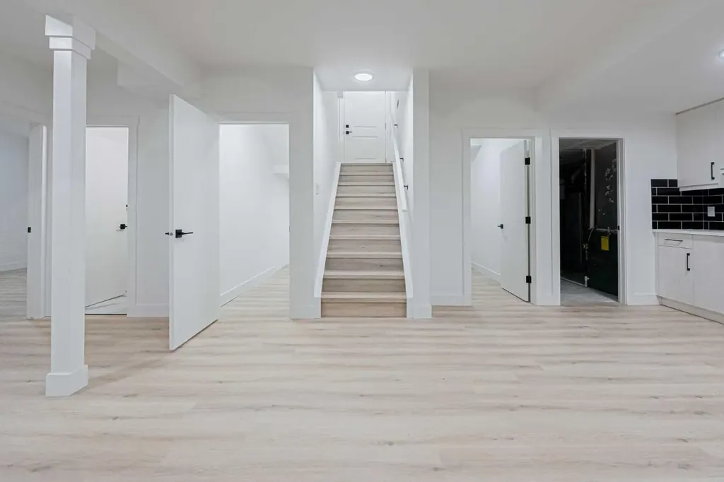 137 Saddlecrest Circle NE Calgary AB T3J 0Z2