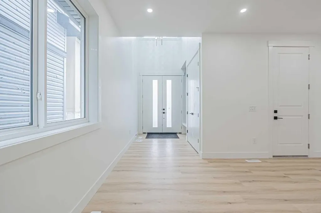 137 Saddlecrest Circle NE Calgary AB T3J 0Z2