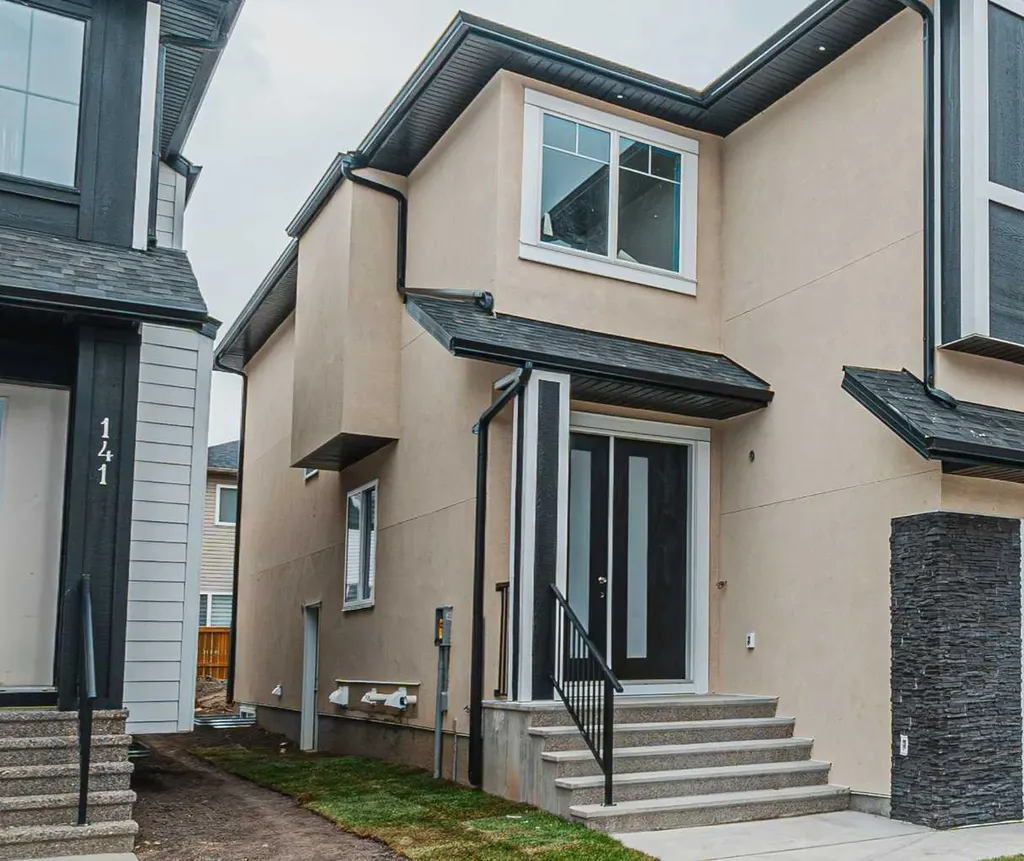 137 Saddlecrest Circle NE Calgary AB T3J 0Z2