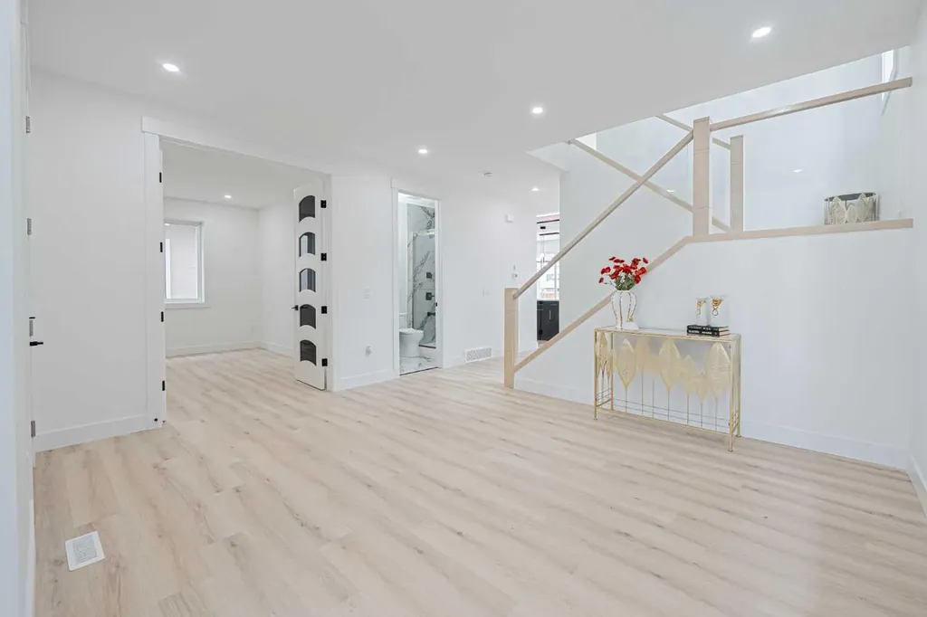 137 Saddlecrest Circle NE Calgary AB T3J 0Z2