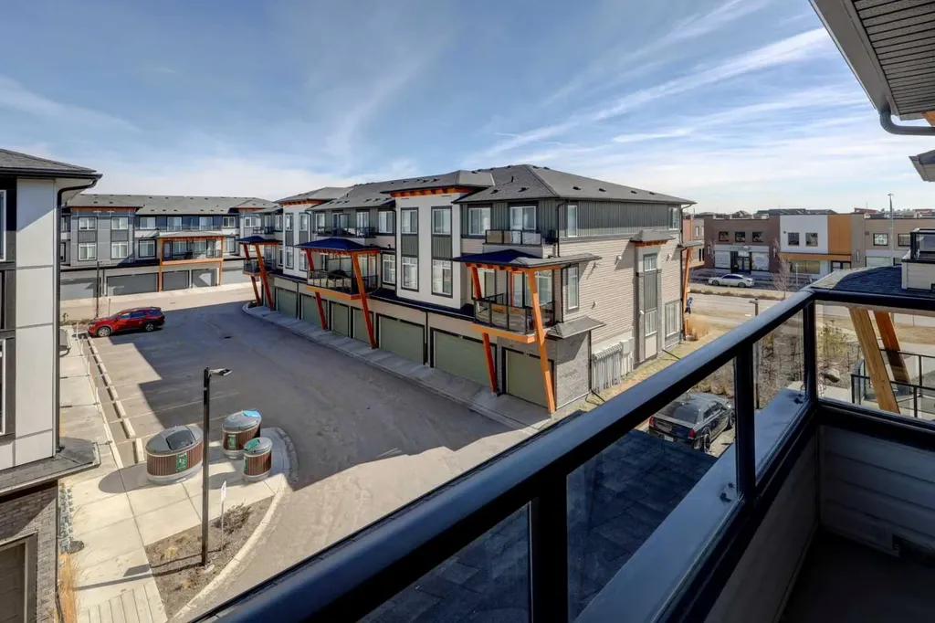 10060 46 Street NE Calgary AB T3J 2H8