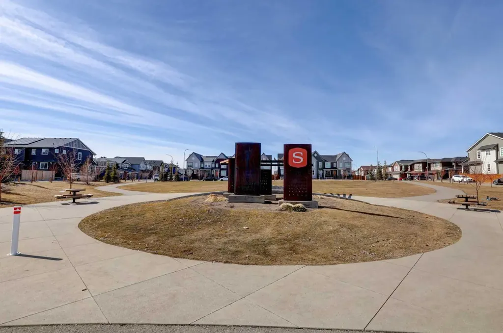 10060 46 Street NE Calgary AB T3J 2H8
