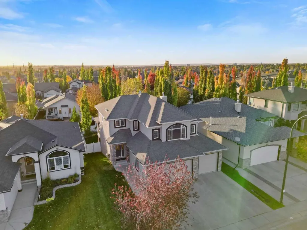 116 Allwright Close Red Deer AB T4R 3P2