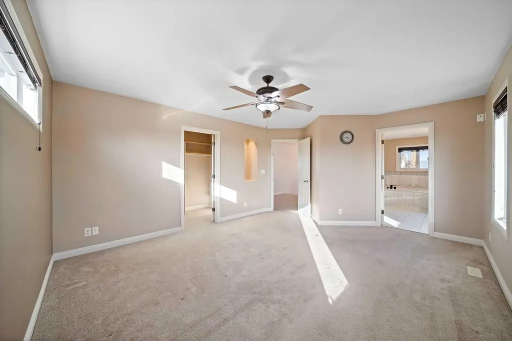 116 Allwright Close Red Deer AB T4R 3P2