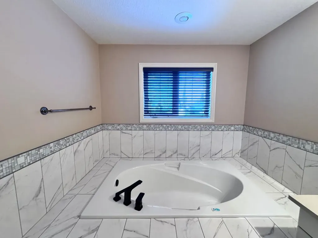 116 Allwright Close Red Deer AB T4R 3P2