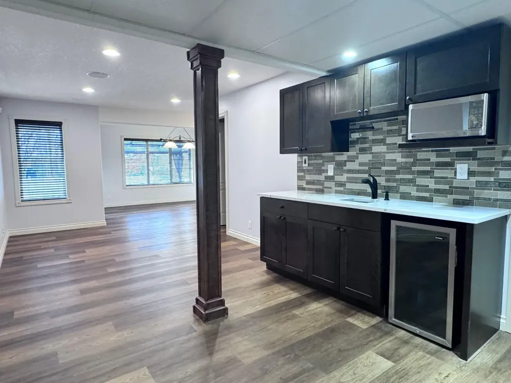 116 Allwright Close Red Deer AB T4R 3P2