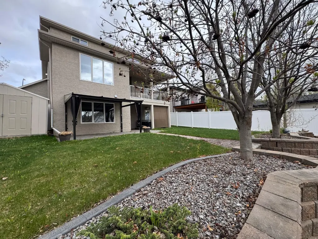 116 Allwright Close Red Deer AB T4R 3P2